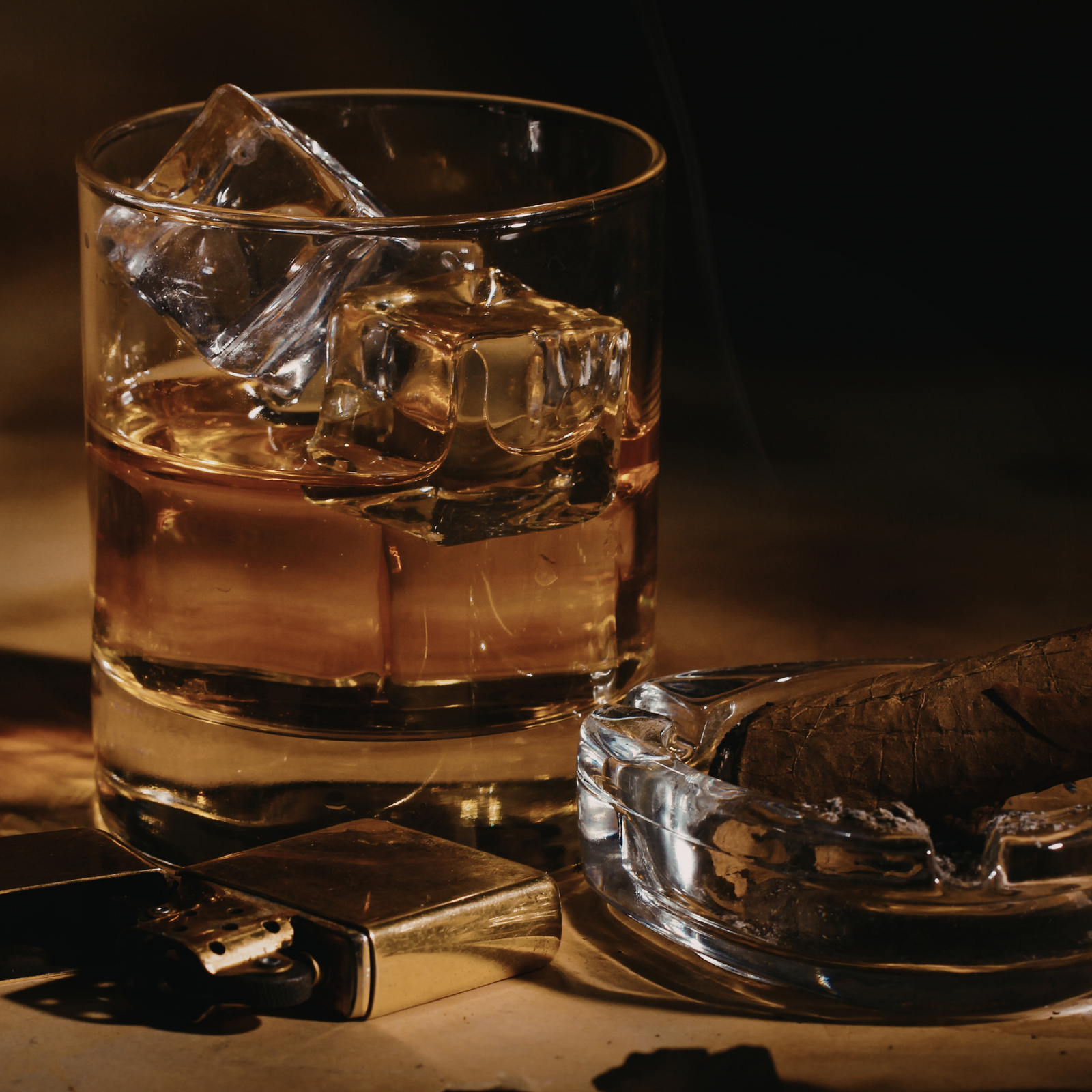 Close-up premium cigar