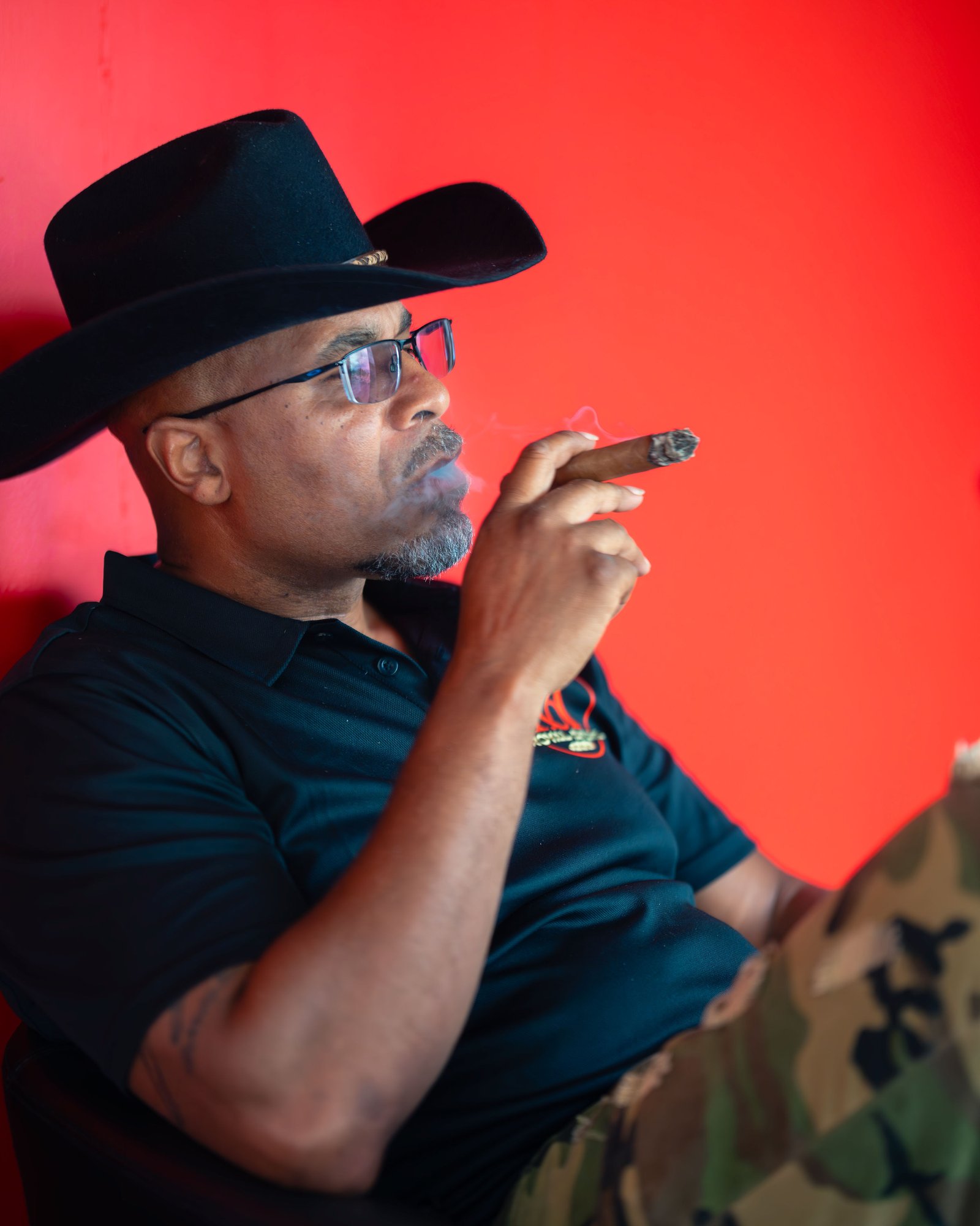 Premium cigar experience detail
