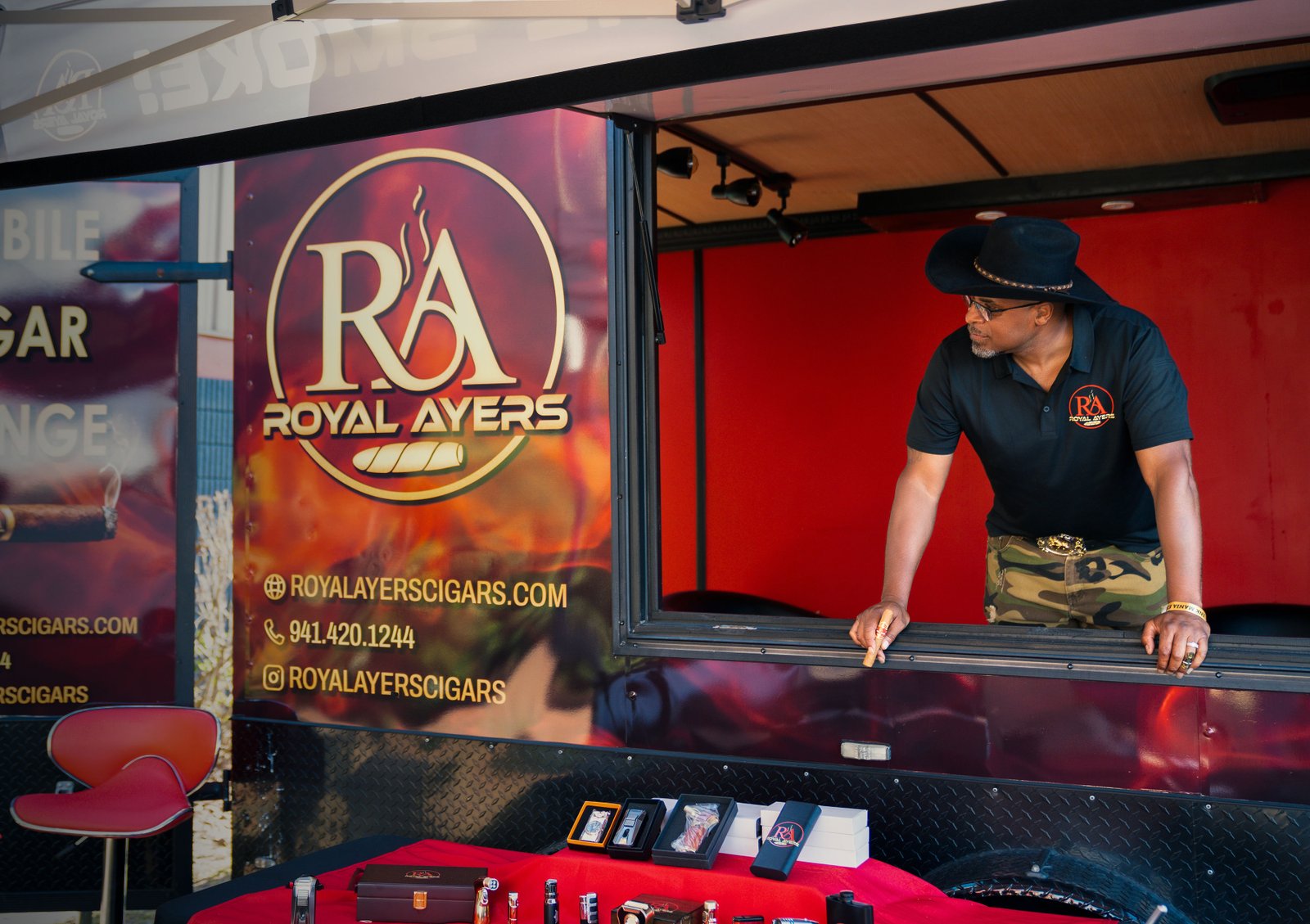 Inside the mobile lounge brand experience
